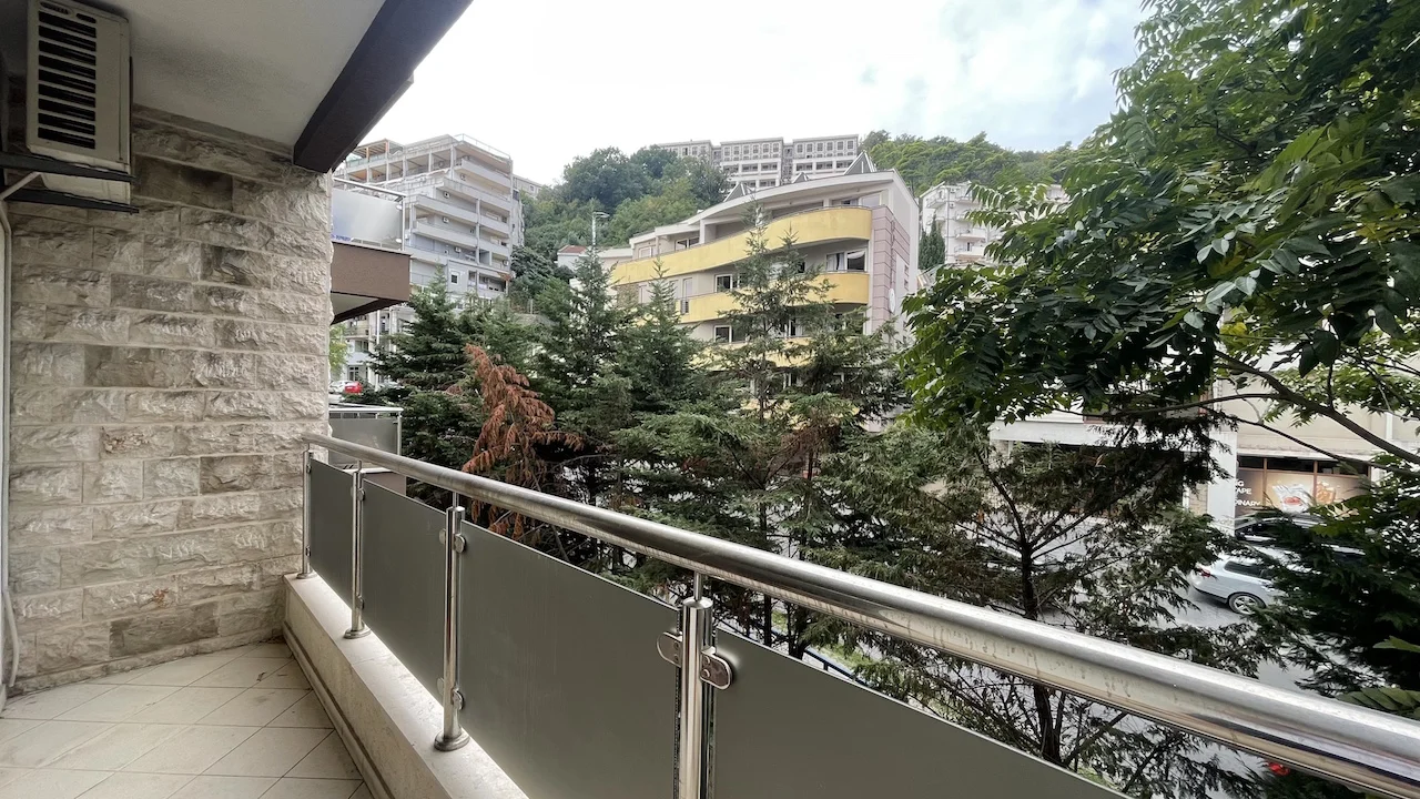 Квартира в Будве, Черногория, 83 м² - фото 14