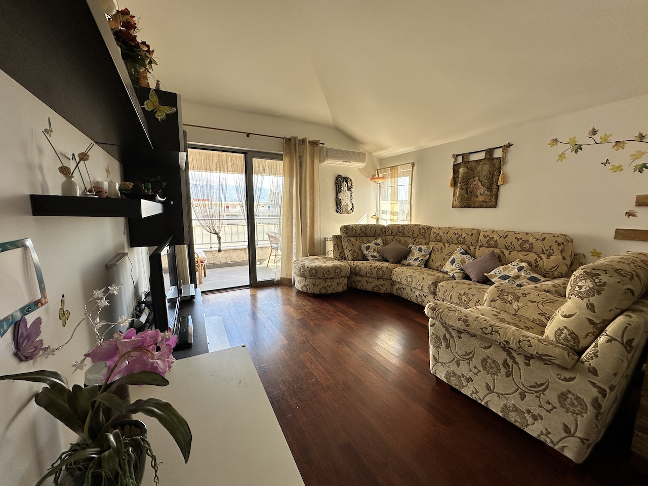 Квартира в Будве, Черногория, 92 м² - фото 1