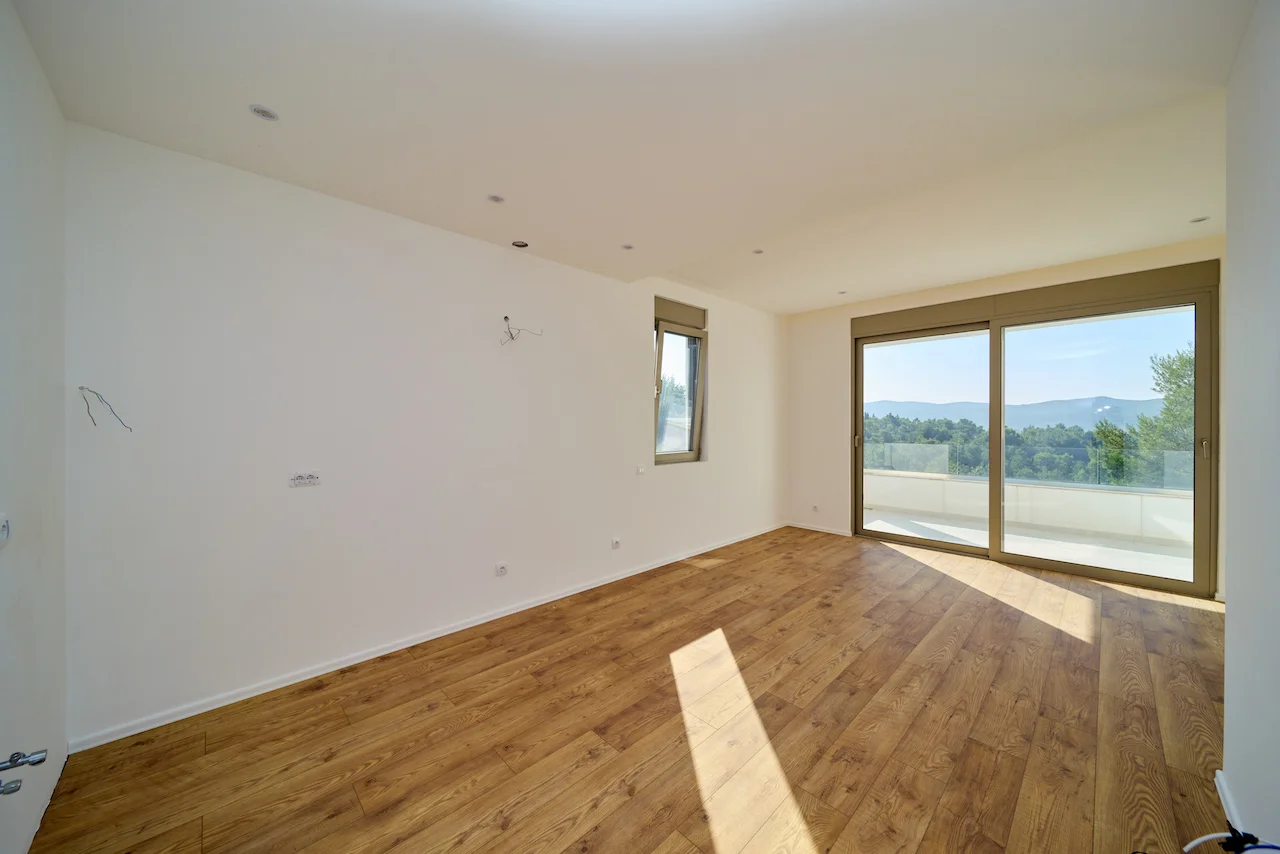 Квартира в Тивате, Черногория, 111 м² - фото 11