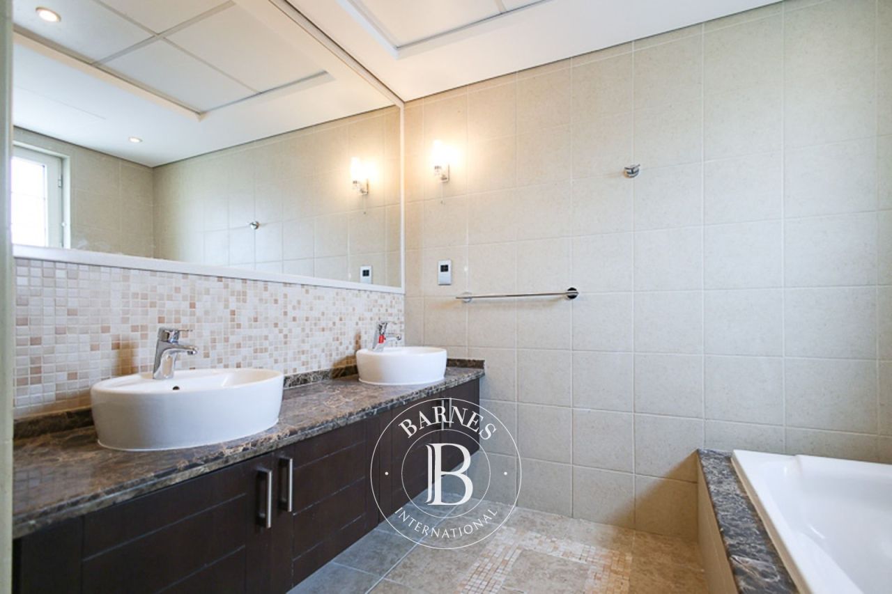 Вилла в Дубае, ОАЭ, 284.6 м² - фото 14