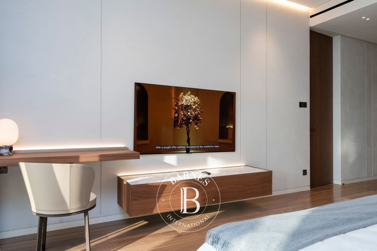 Квартира в Дубае, ОАЭ, 390.2 м² - фото 15