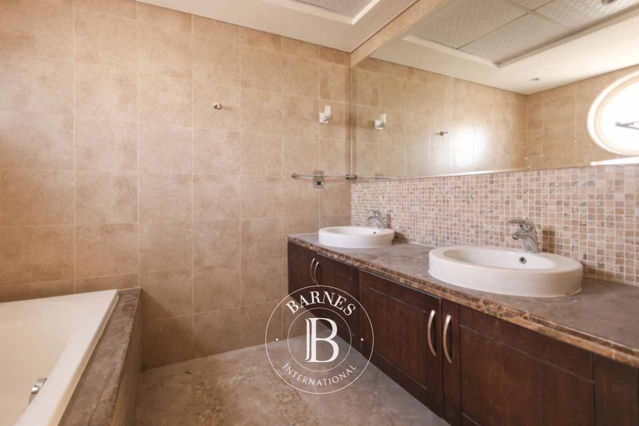 Вилла в Дубае, ОАЭ, 284.6 м² - фото 17