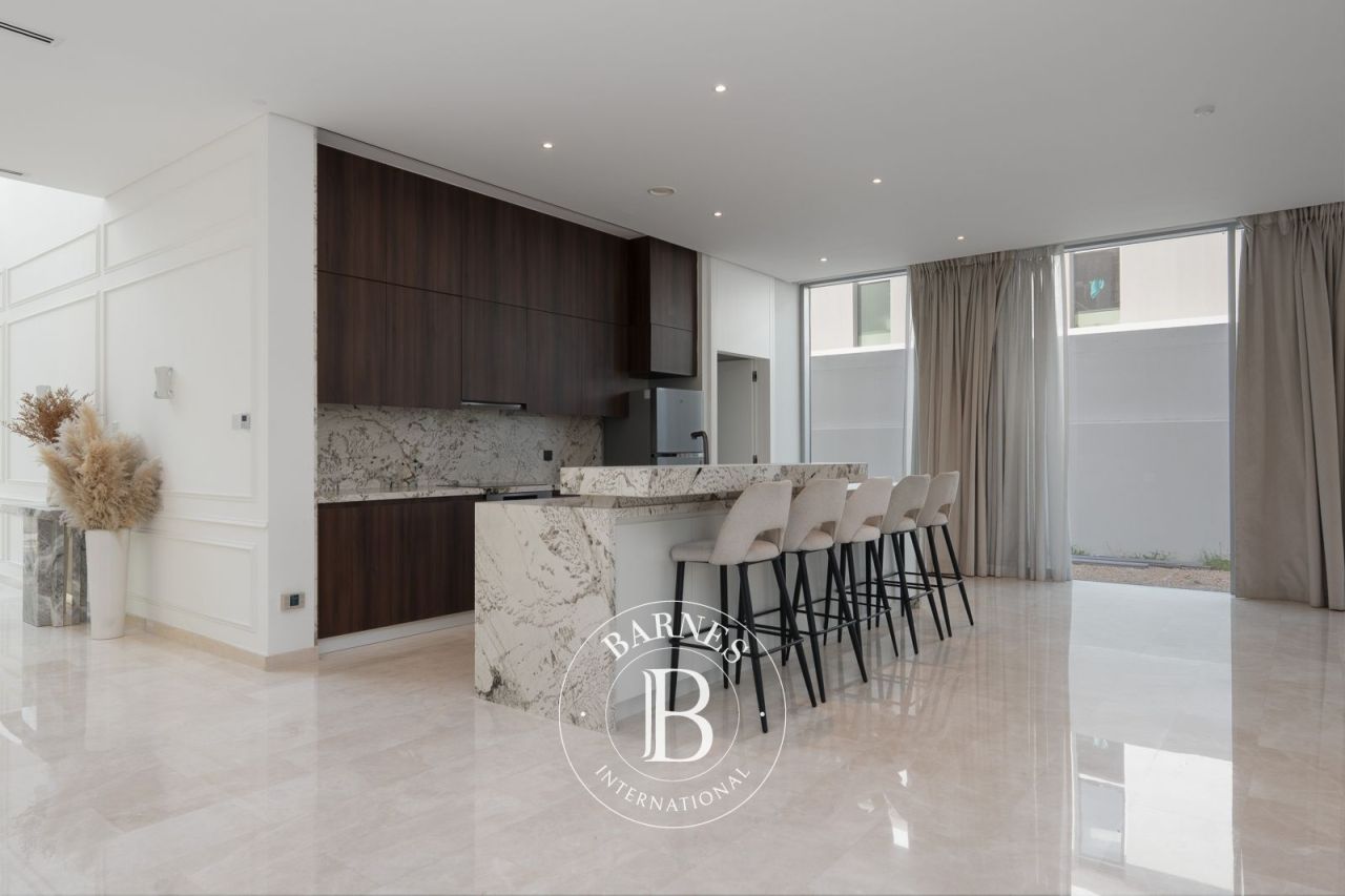 Вилла в Дубае, ОАЭ, 748.6 м² - фото 18