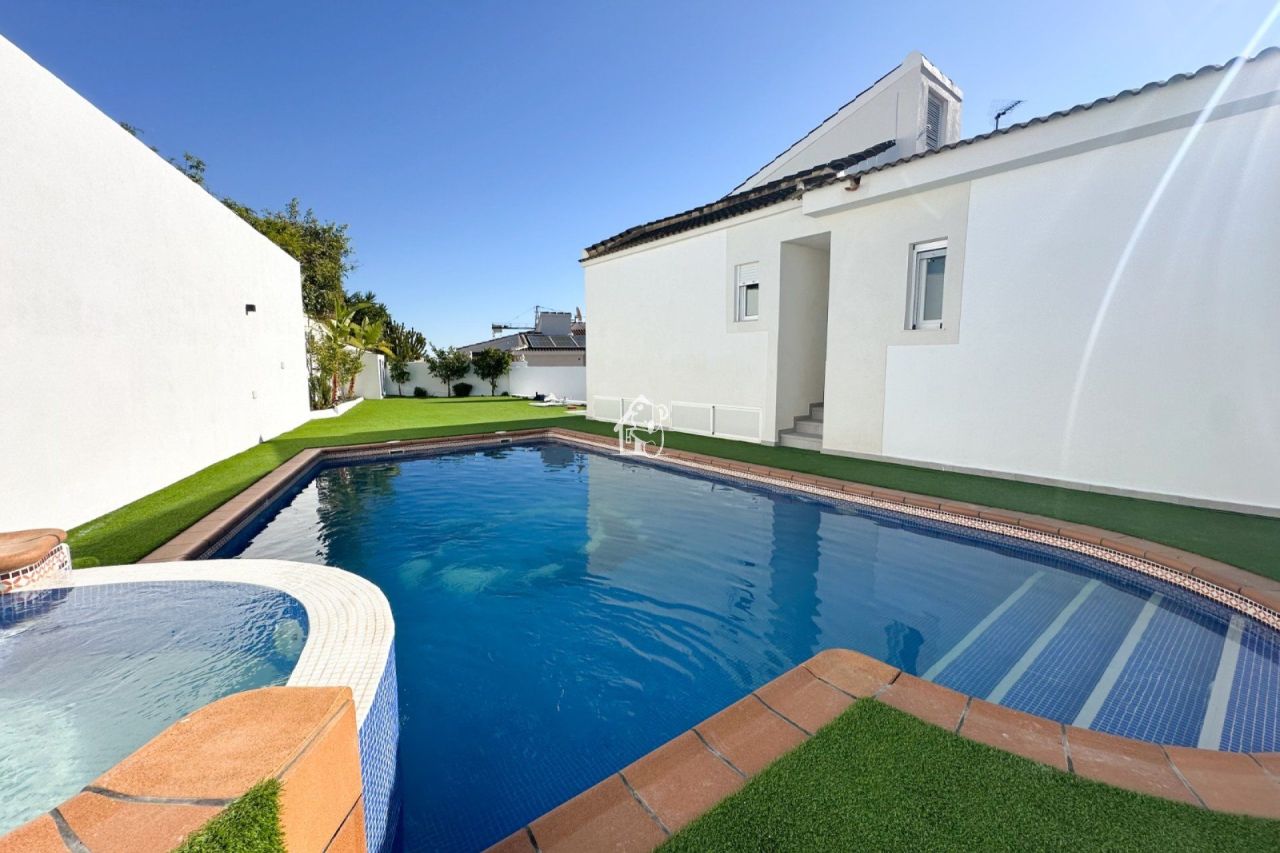 Вилла в Лос Балконесе, Испания, 273 м² - фото 3