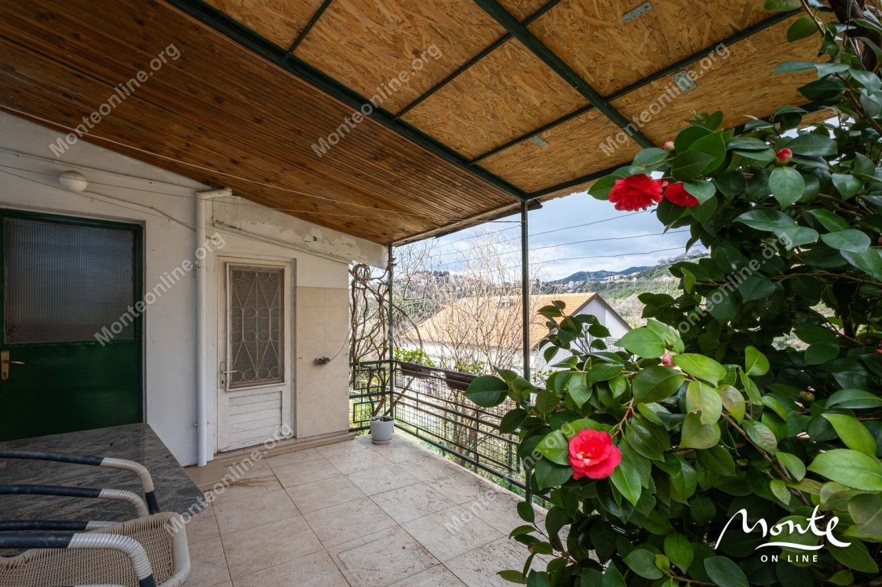 Апартаменты в Херцег-Нови, Черногория, 71 м² - фото 17