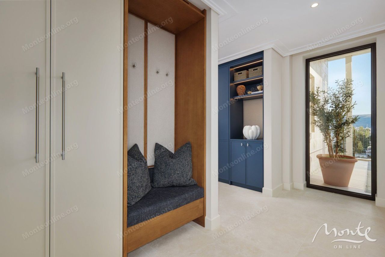 Апартаменты в Тивате, Черногория, 66 м² - фото 18