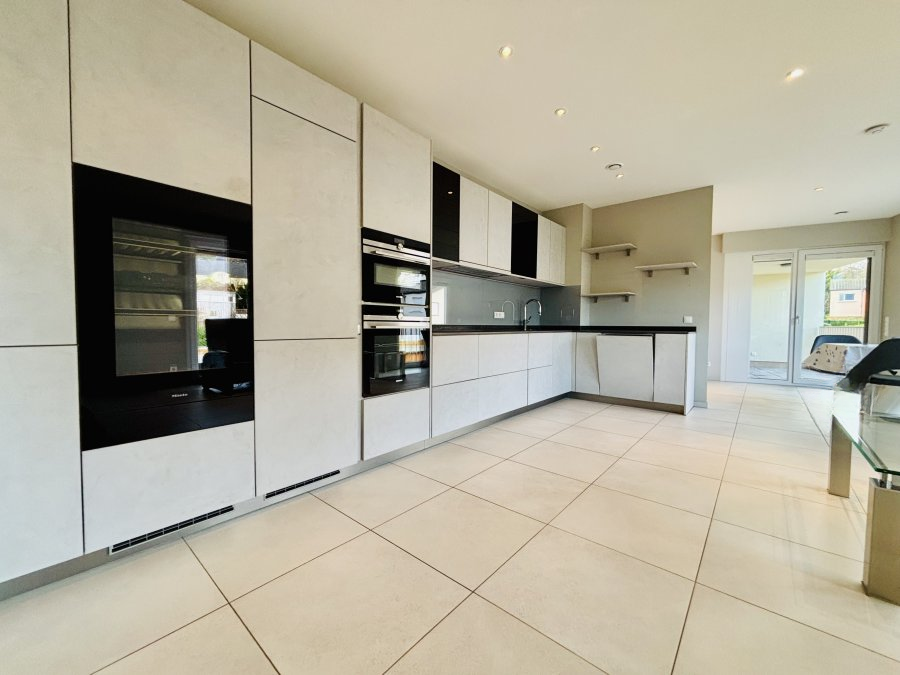 Квартира в Люксембурге, Люксембург, 90 м² - фото 6