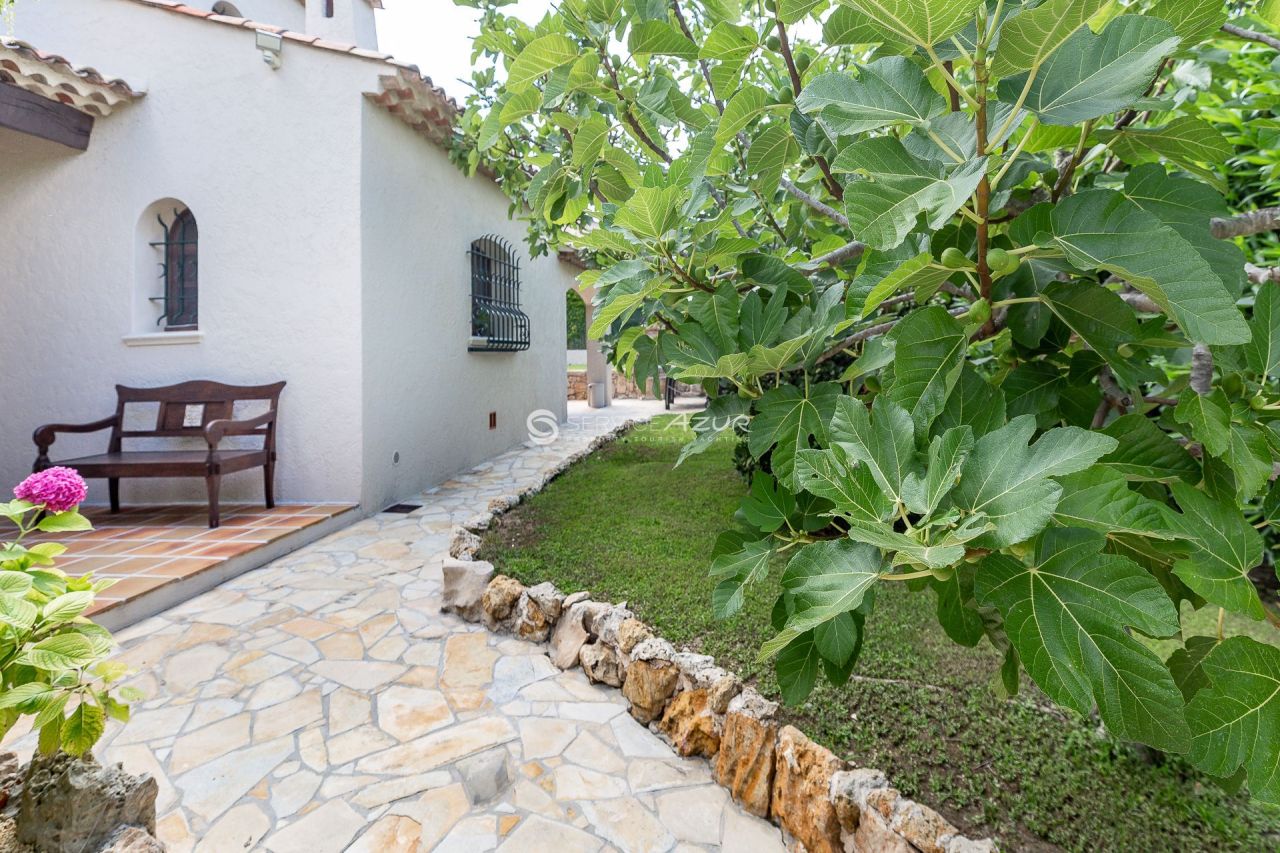 Вилла в Антибе, Франция, 212 м² - фото 18