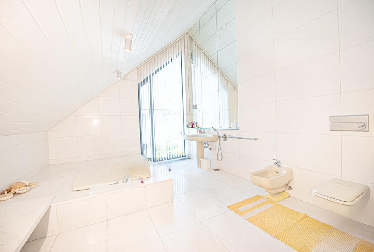 Дом в Бледе, Словения, 815 м² - фото 18