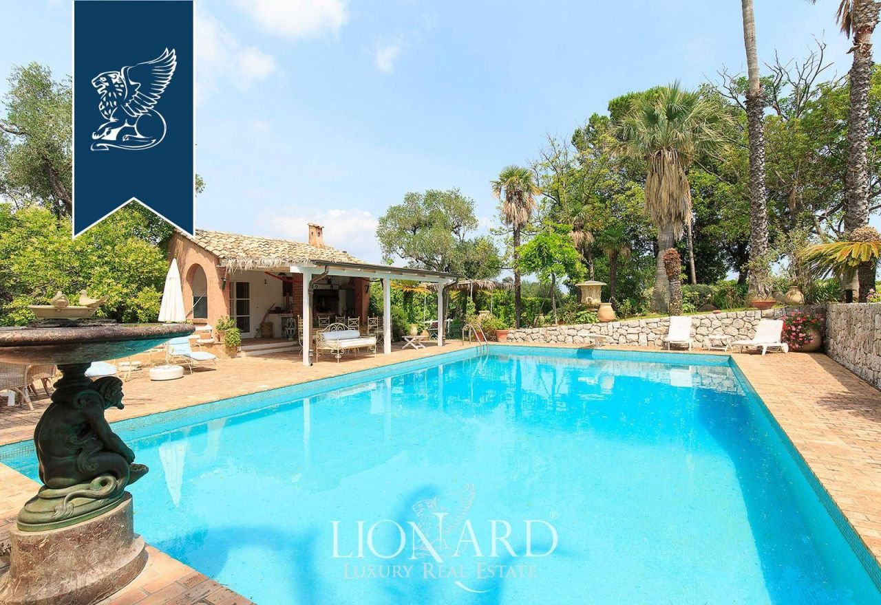 Вилла в Сан-Ремо, Италия, 800 м² - фото 5