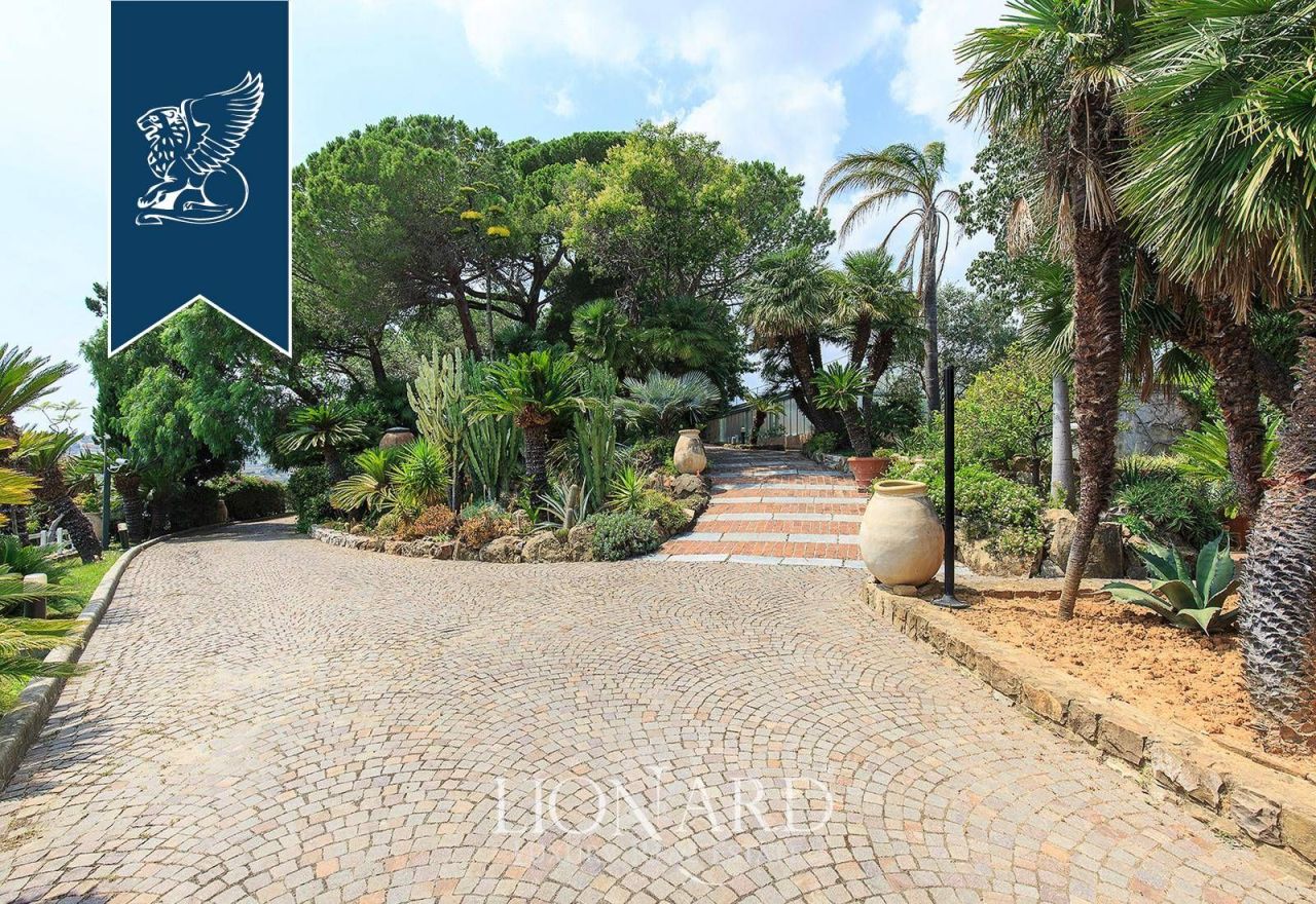 Вилла в Сан-Ремо, Италия, 800 м² - фото 12