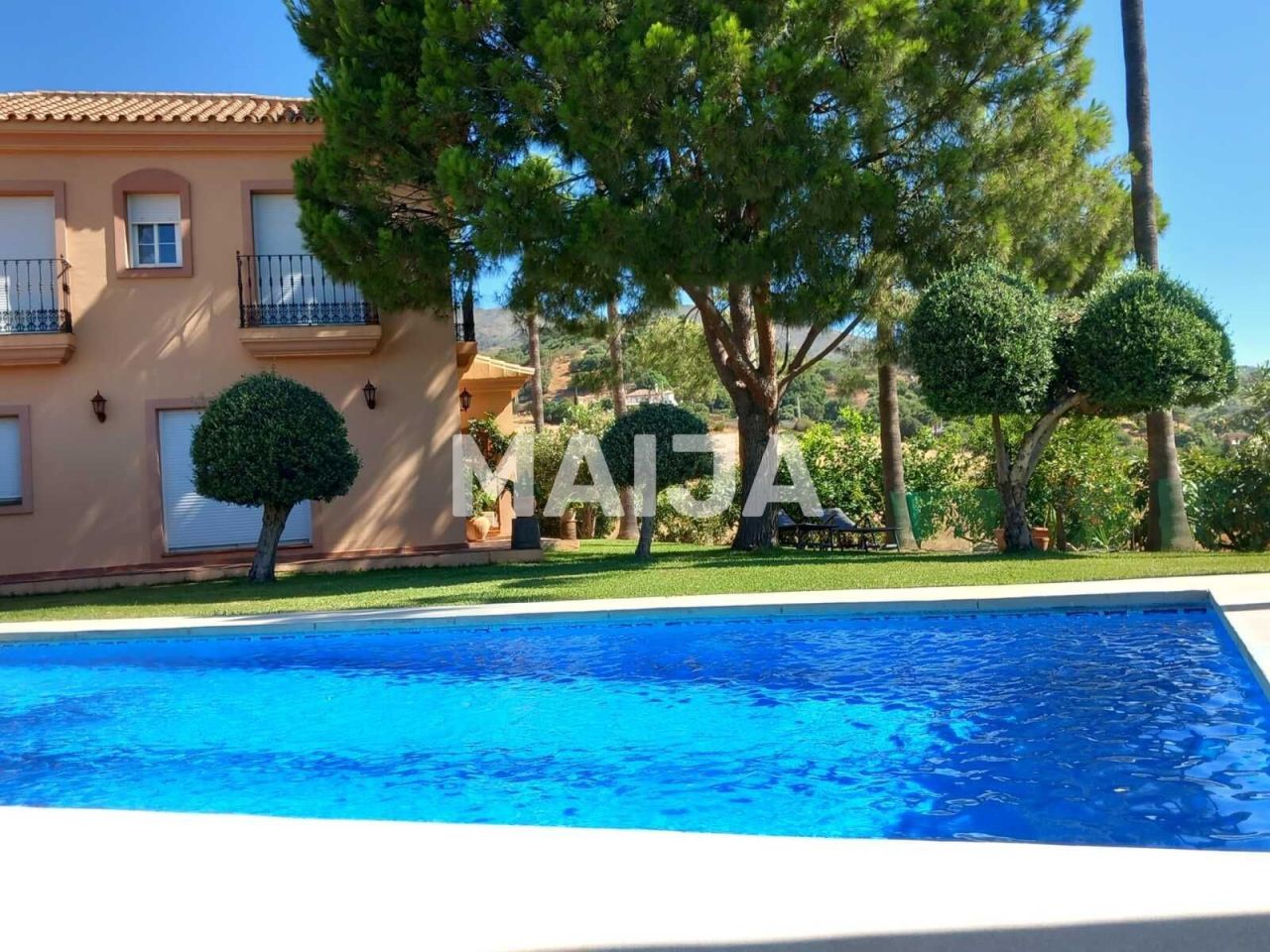 Вилла в Эстепоне, Испания, 650 м² - фото 3