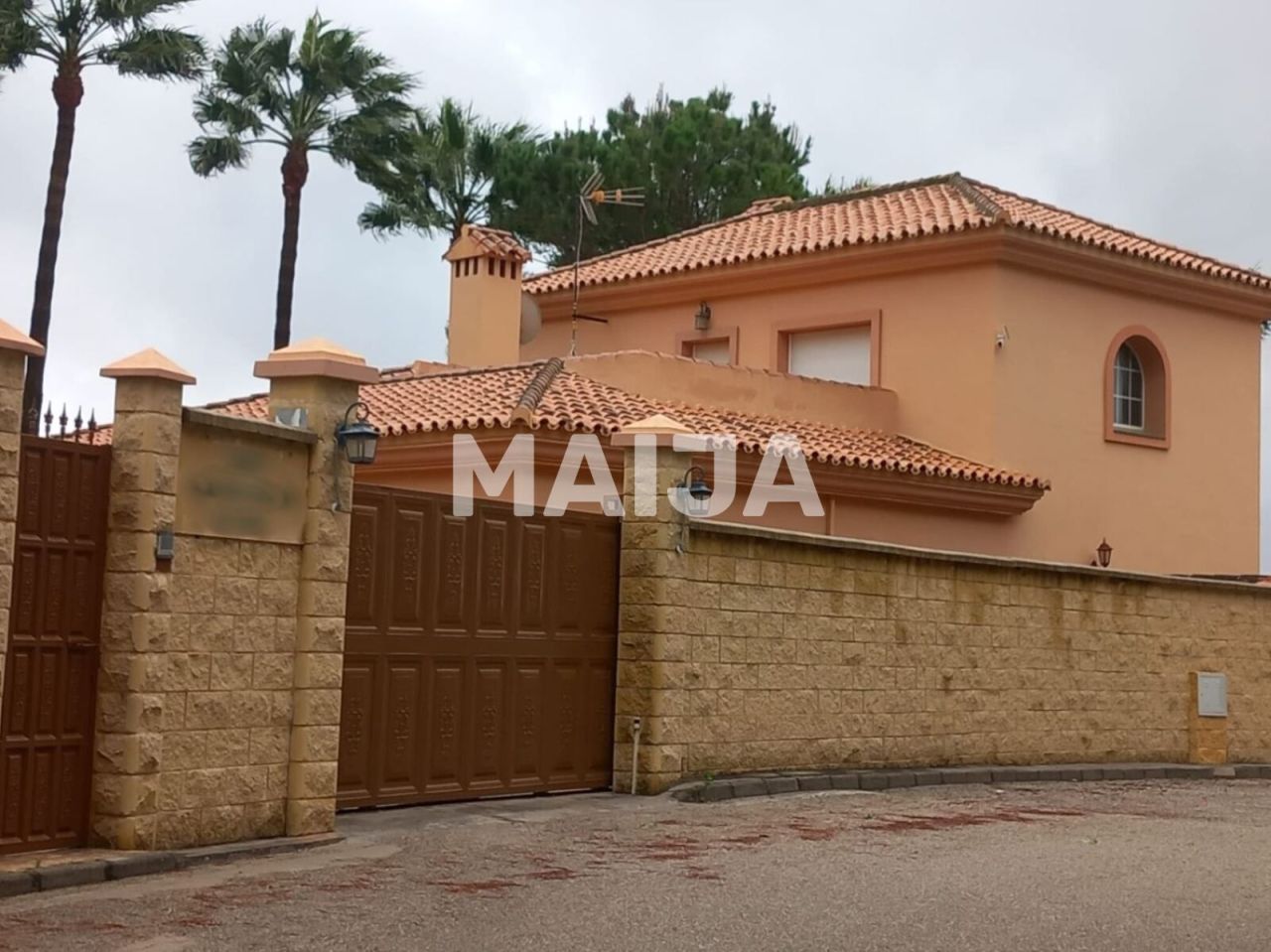 Вилла в Эстепоне, Испания, 650 м² - фото 5