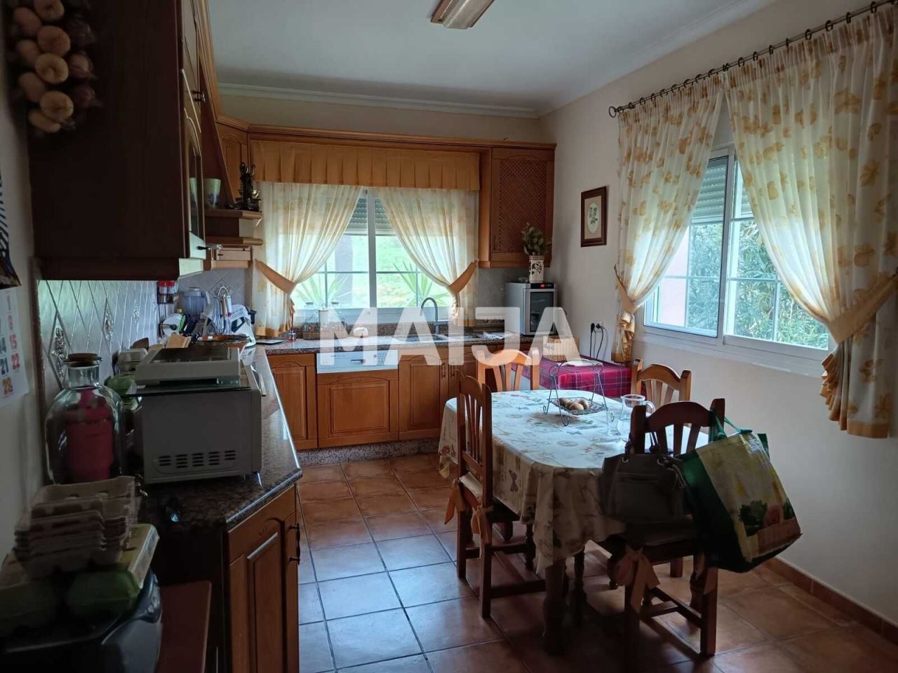 Вилла в Эстепоне, Испания, 650 м² - фото 12