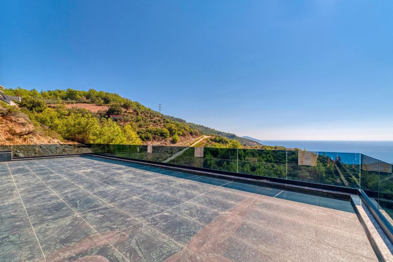 Вилла в Алании, Турция, 1 800 м² - фото 15