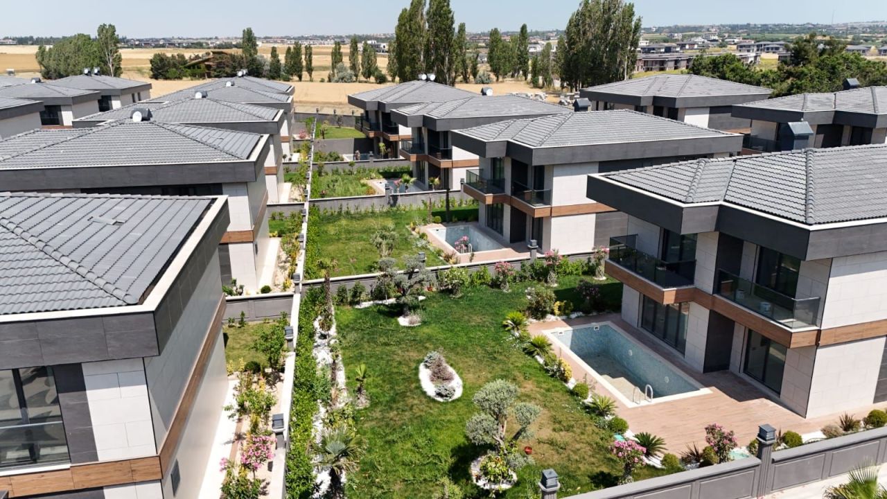 Вилла в Силиври, Турция, 262 м² - фото 16