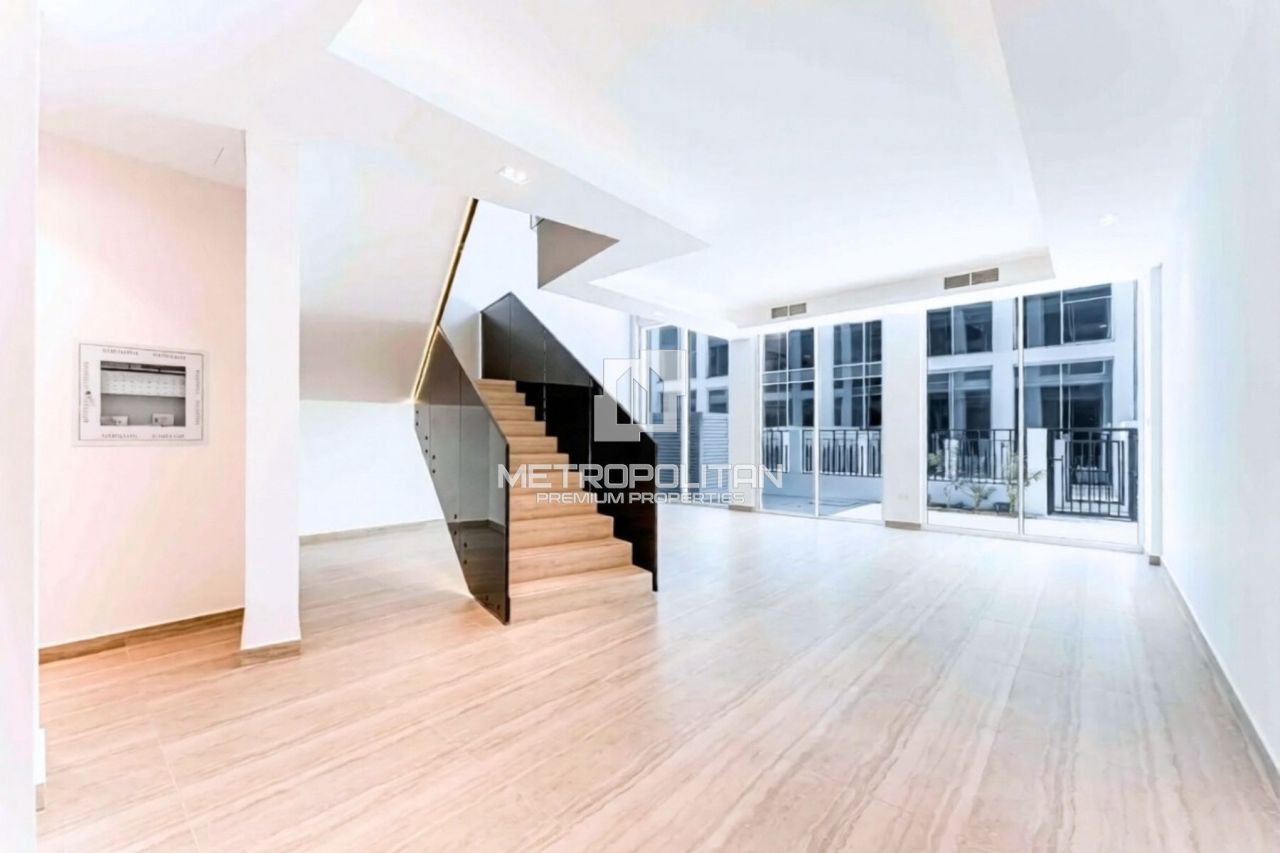 Вилла в Дубае, ОАЭ, 459 м² - фото 2