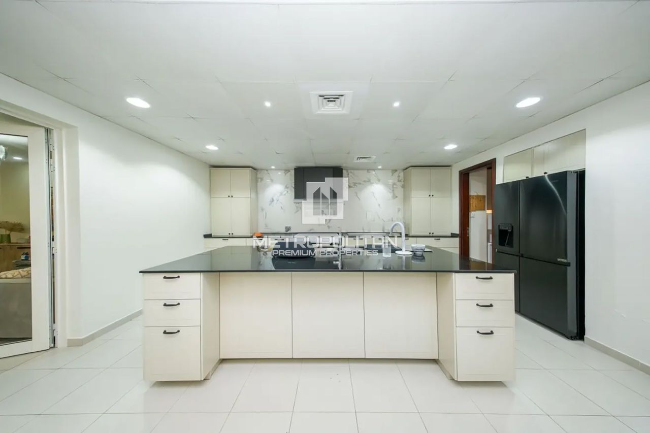 Вилла в Рас-эль-Хайме, ОАЭ, 302 м² - фото 19