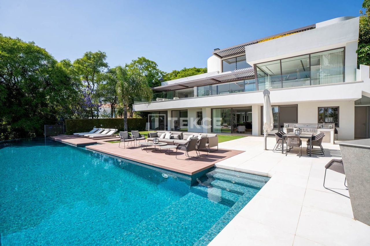 Вилла в Бенаависе, Испания, 867 м² - фото 2