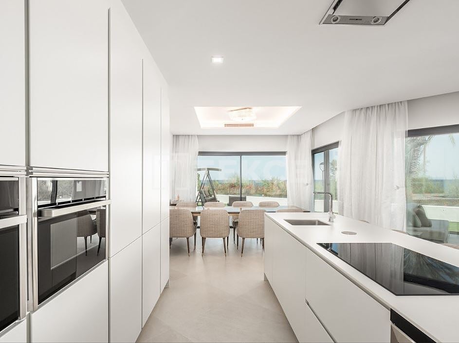 Таунхаус в Эстепоне, Испания, 364 м² - фото 14