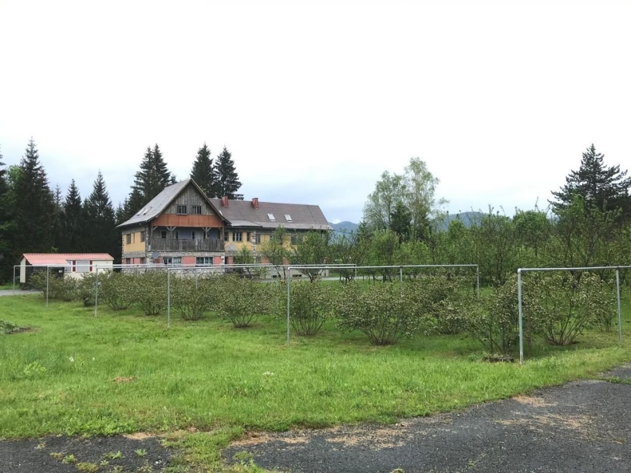 Отель, гостиница Ogulin, Хорватия, 1 000 м² - фото 2