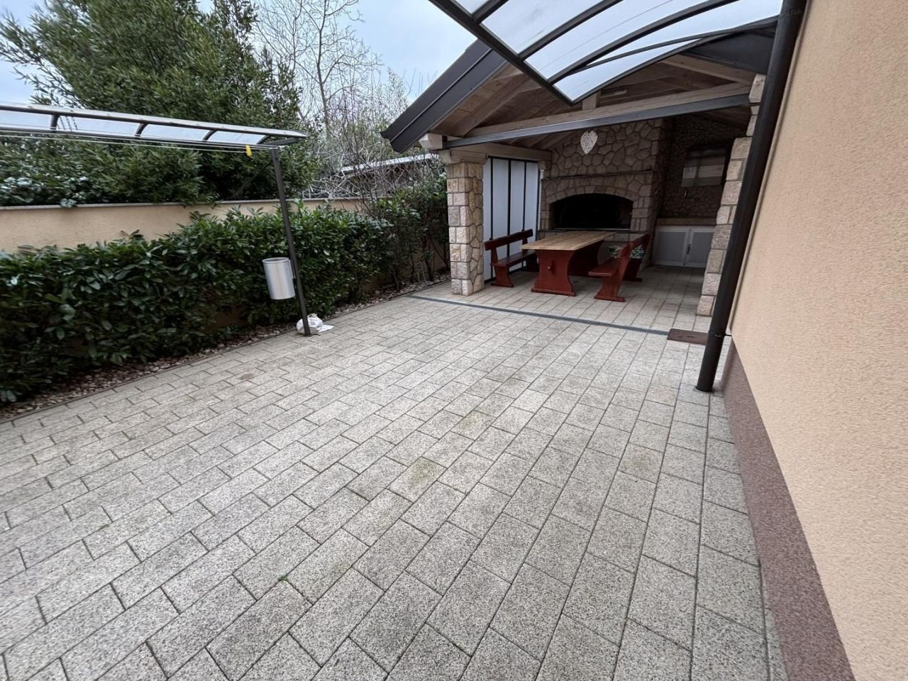 Отель, гостиница Jadranovo, Хорватия, 340 м² - фото 5