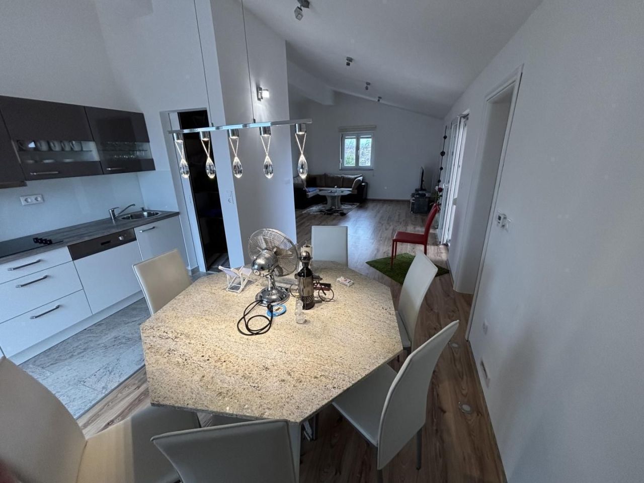 Отель, гостиница Jadranovo, Хорватия, 340 м² - фото 11