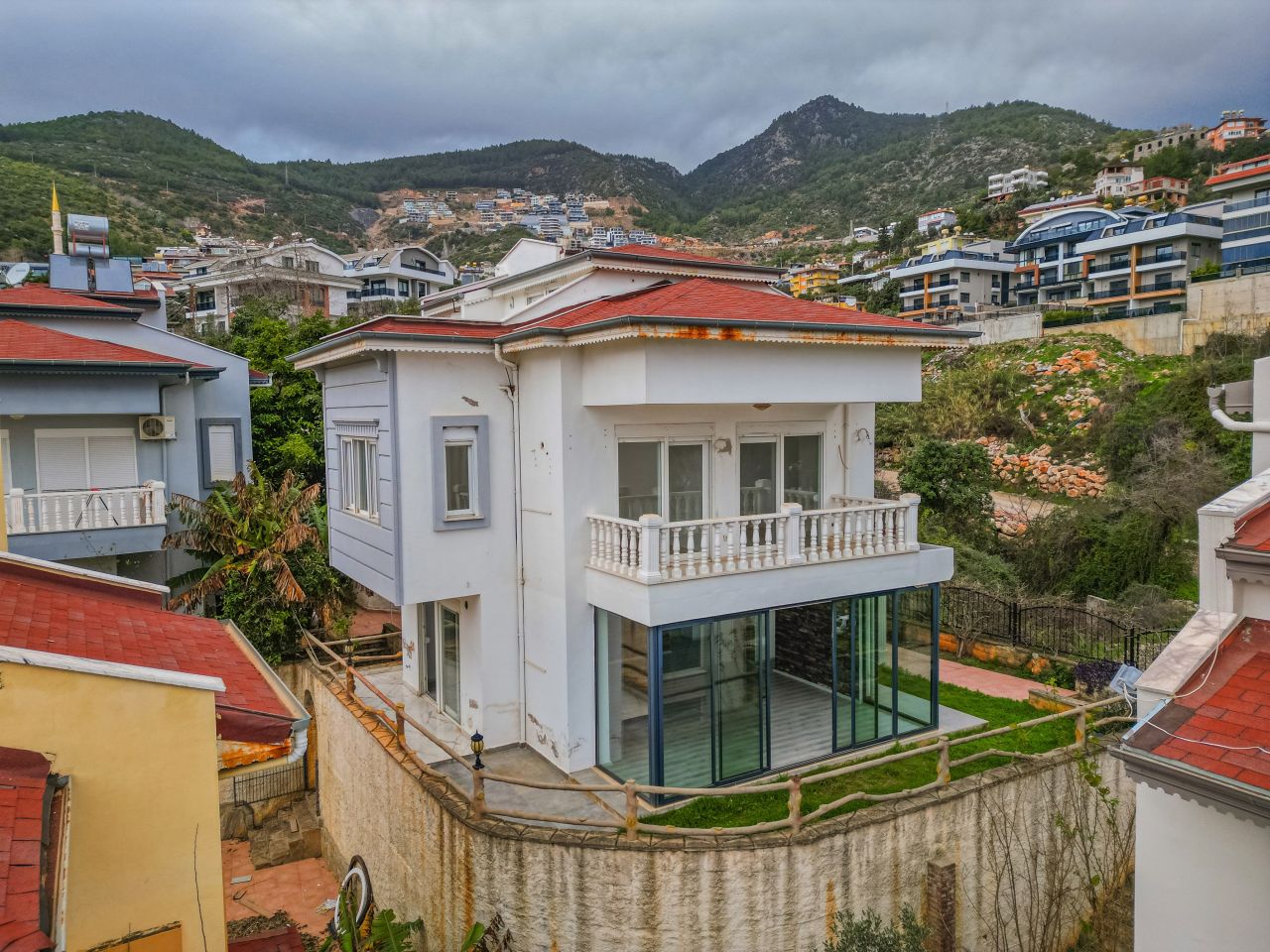 Вилла в Алании, Турция, 190 м² - фото 1