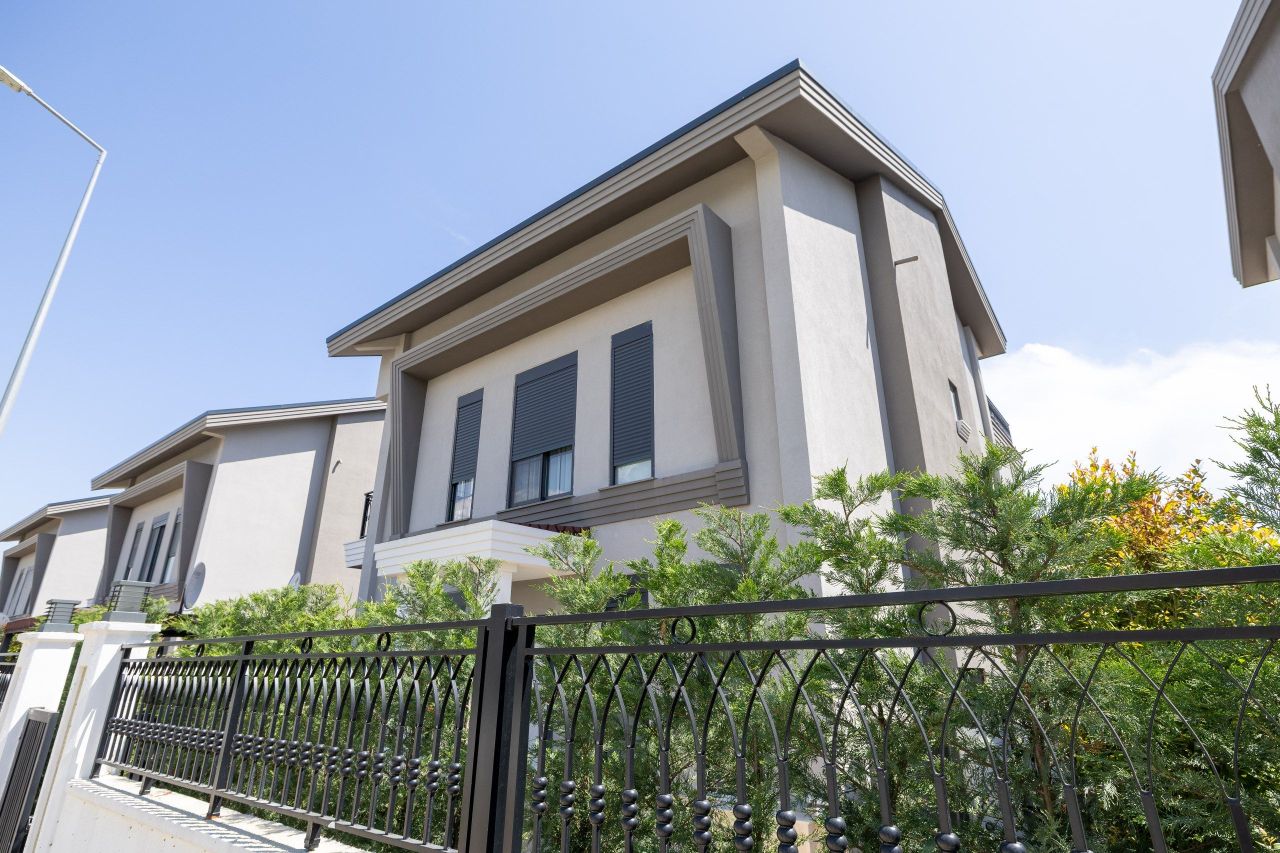 Вилла в Белеке, Турция, 345 м² - фото 1