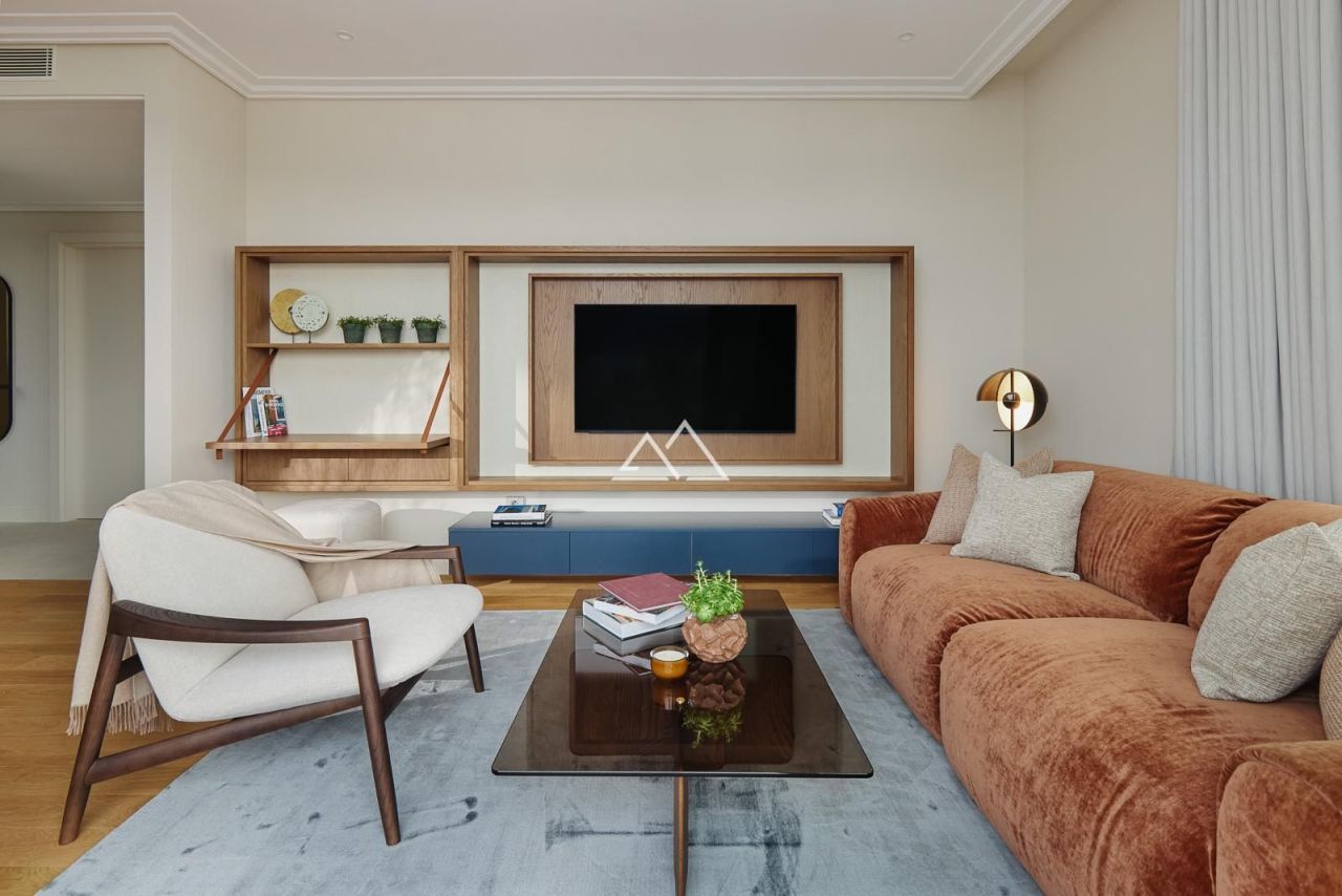 Апартаменты в Тивате, Черногория, 45 м² - фото 2