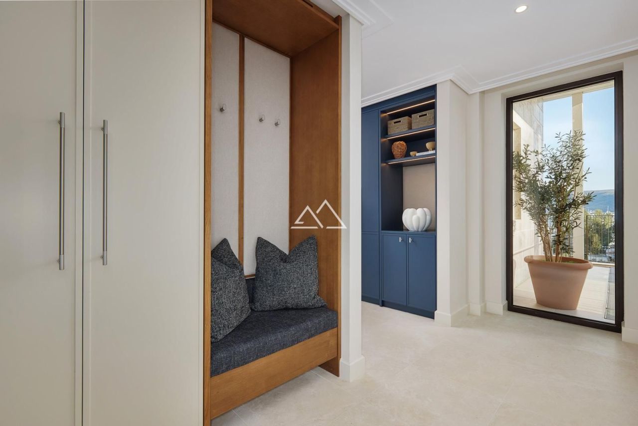 Апартаменты в Тивате, Черногория, 99 м² - фото 6