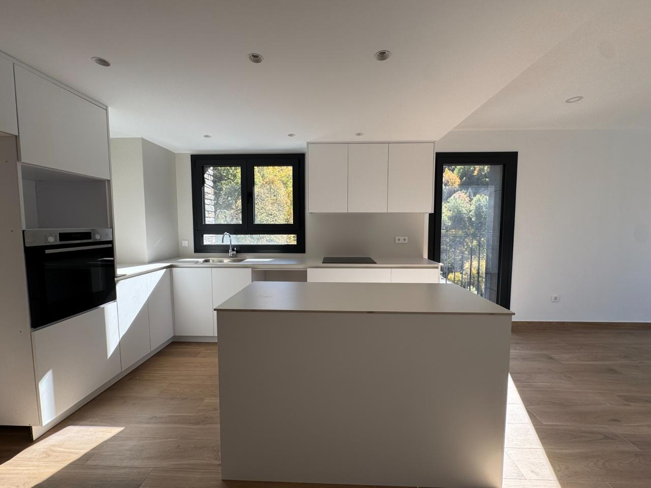 Квартира в Эскальдесе, Андорра, 98 м² - фото 2