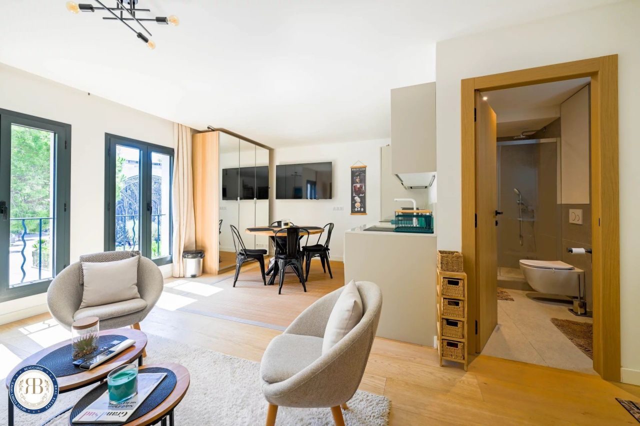 Квартира в Антибе, Франция, 49 м² - фото 11