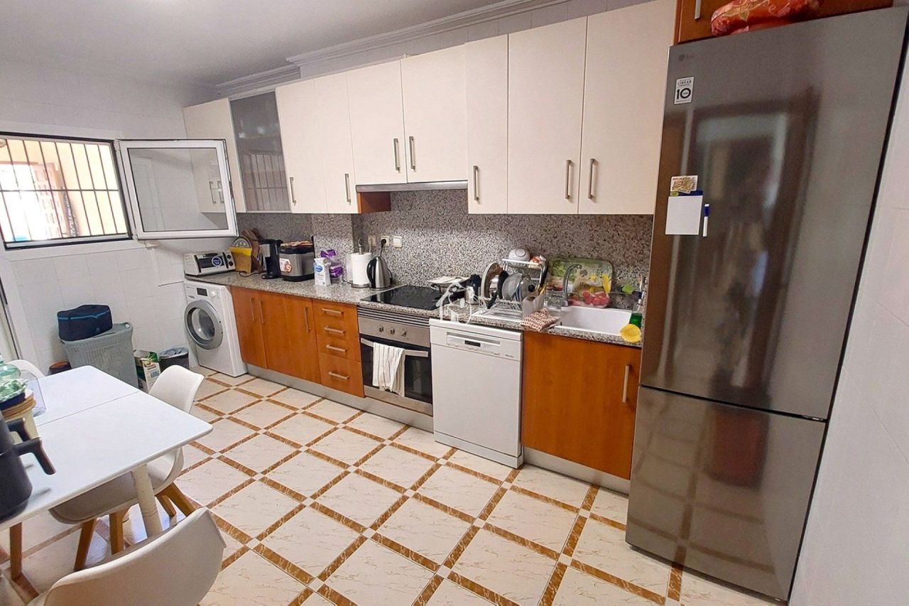 Дом в Торре де ла Орадада, Испания, 100 м² - фото 6