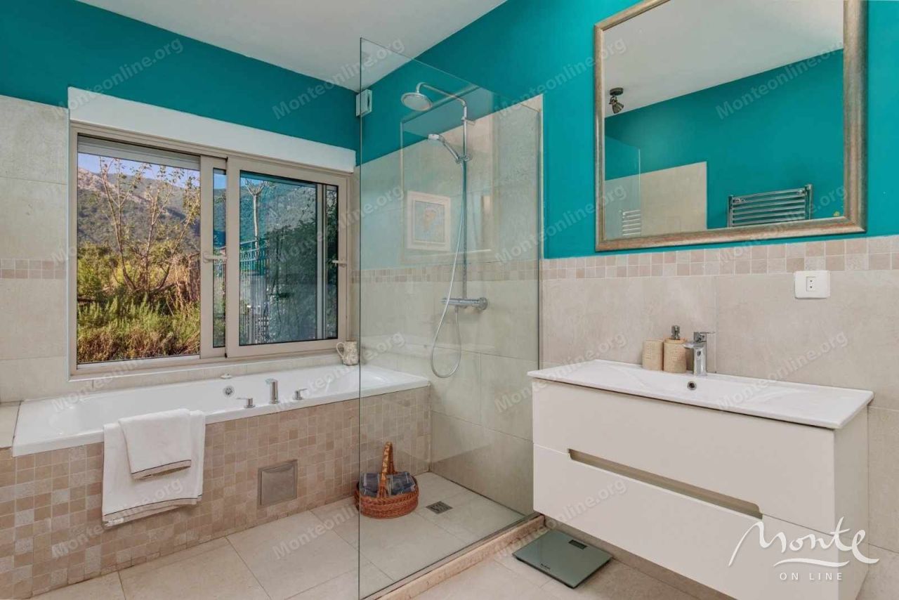 Вилла в Каваче, Черногория, 92 м² - фото 14