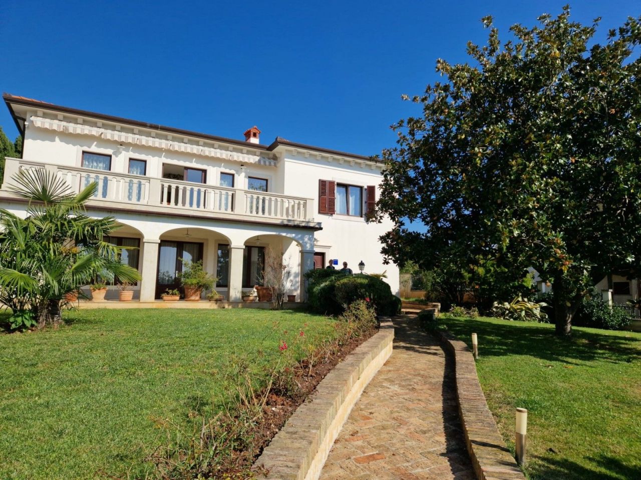 Дом в Умаге, Хорватия, 420 м² - фото 1