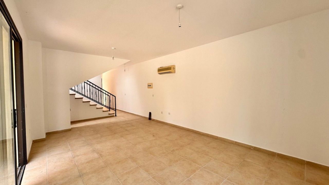 Таунхаус в Пафосе, Кипр, 137 м² - фото 8