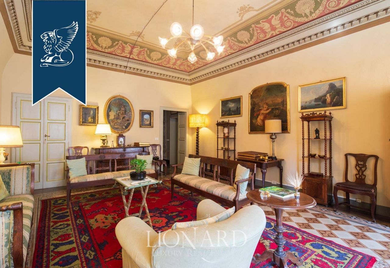 Дом в Вольтерре, Италия, 1 000 м² - фото 6