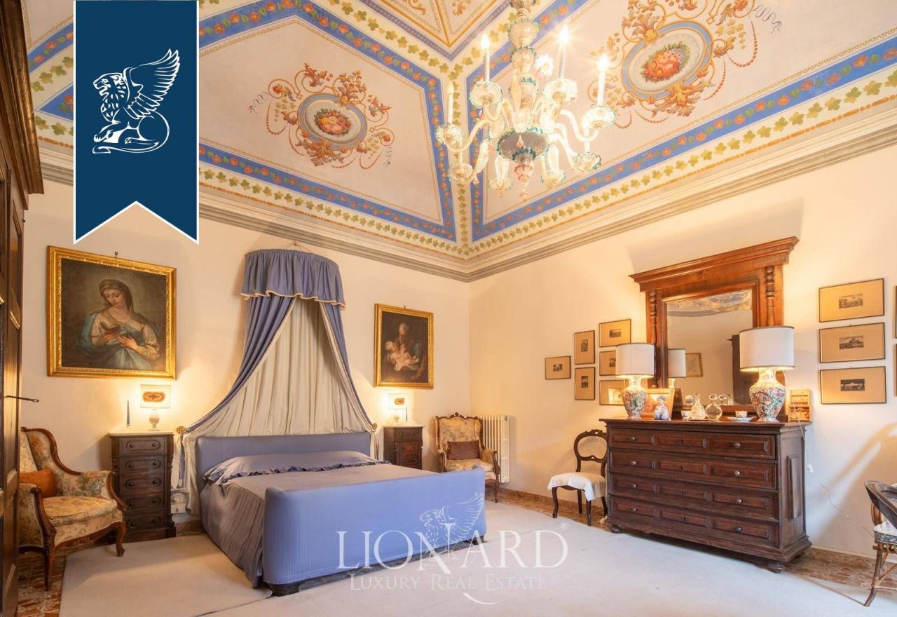 Дом в Вольтерре, Италия, 1 000 м² - фото 9