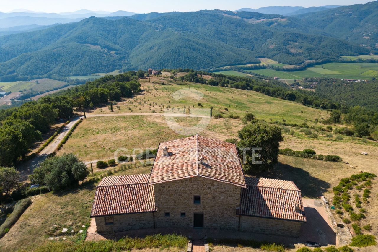 Дом в Читта-ди-Кастелло, Италия, 247 м² - фото 8