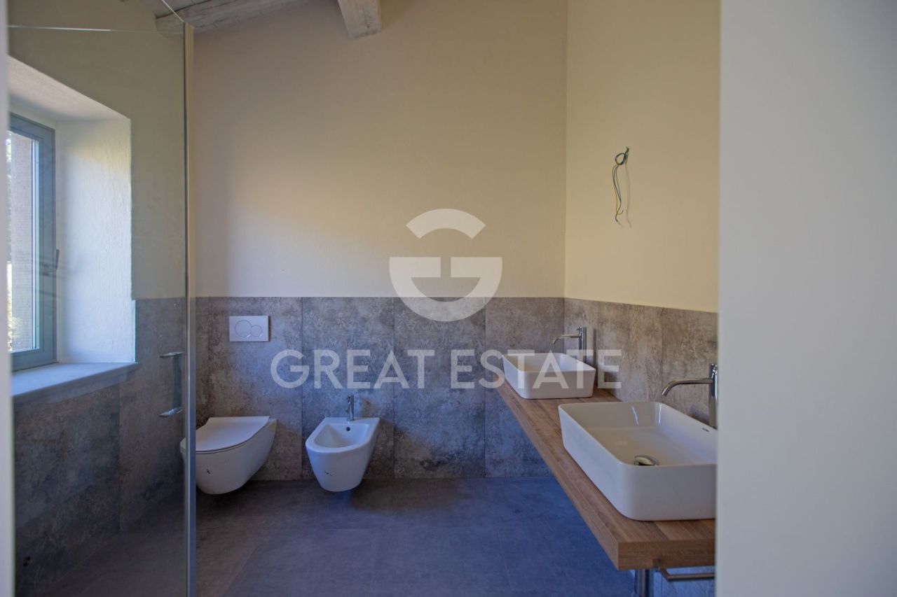 Дом в Читта-ди-Кастелло, Италия, 247 м² - фото 15