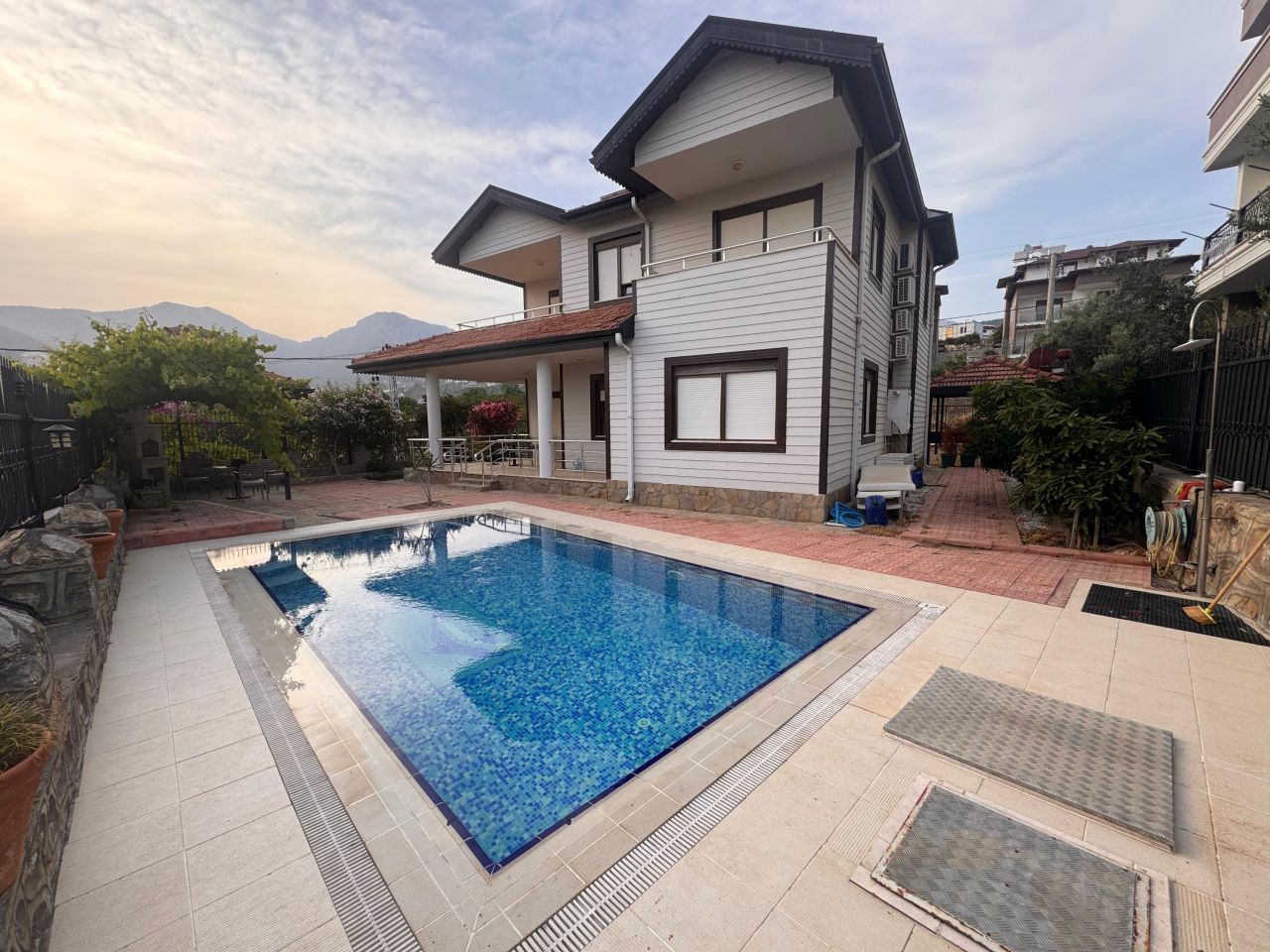 Вилла в Алании, Турция, 300 м² - фото 1