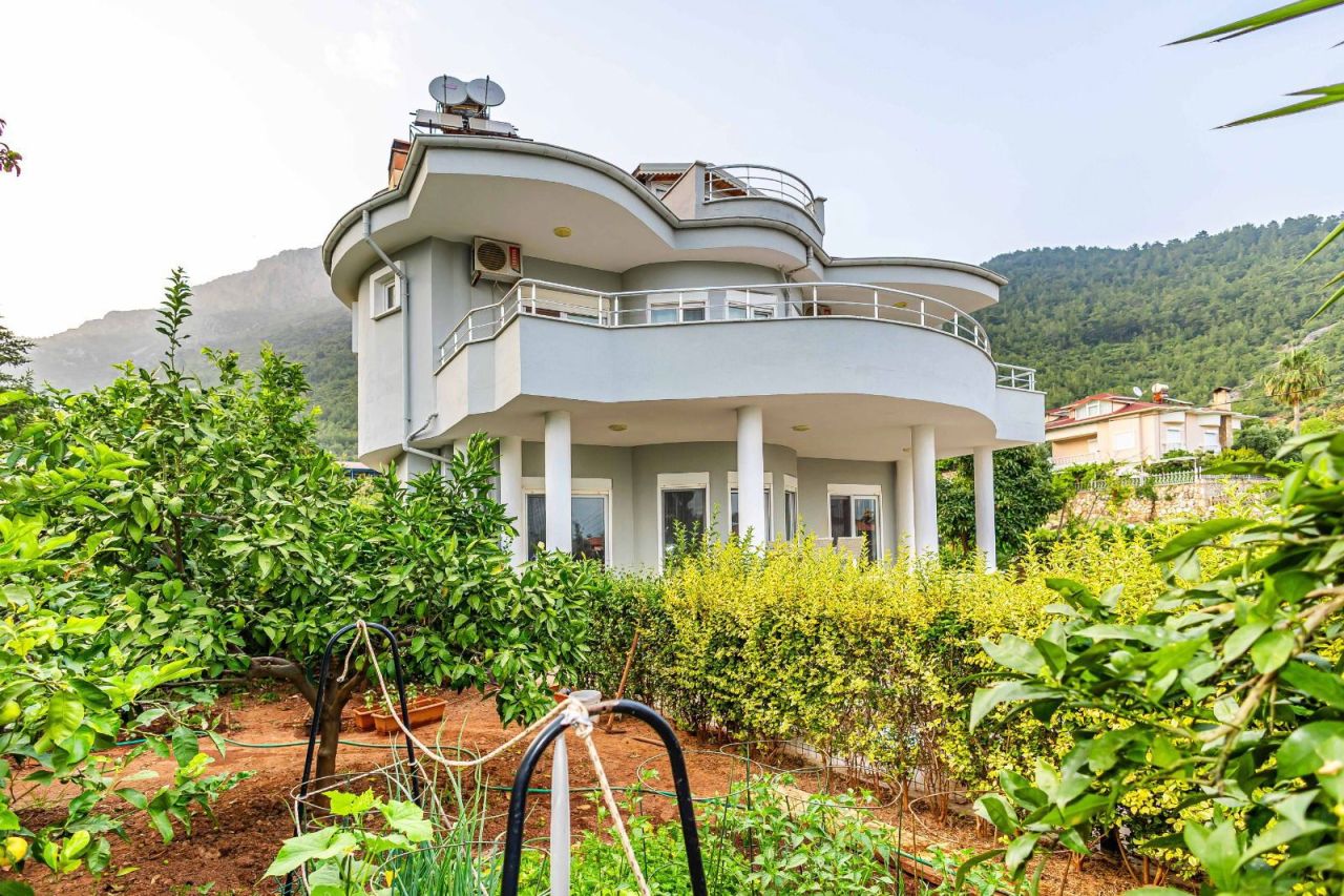 Апартаменты в Алании, Турция, 250 м² - фото 19