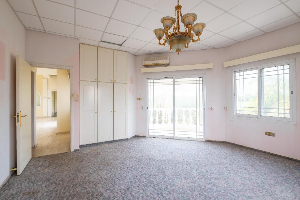 Особняк в Пафосе, Кипр, 690 м² - фото 13