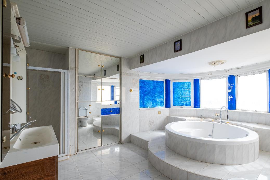 Особняк в Пафосе, Кипр, 690 м² - фото 11