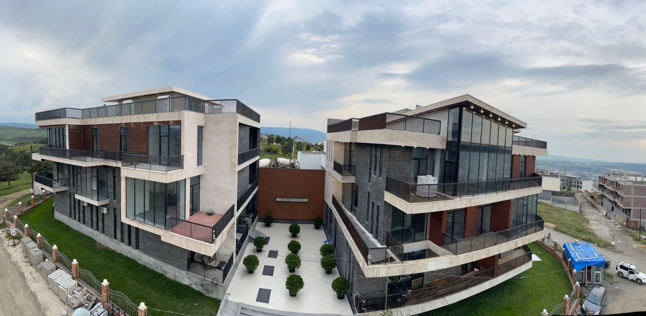 Коммерческая недвижимость в Тбилиси, Грузия, 4 000 м² - фото 1