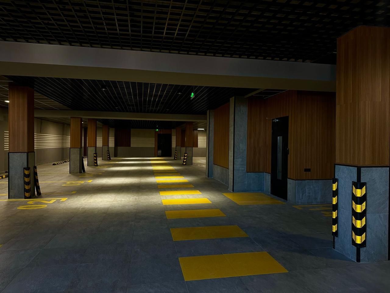 Коммерческая недвижимость в Тбилиси, Грузия, 4 000 м² - фото 13