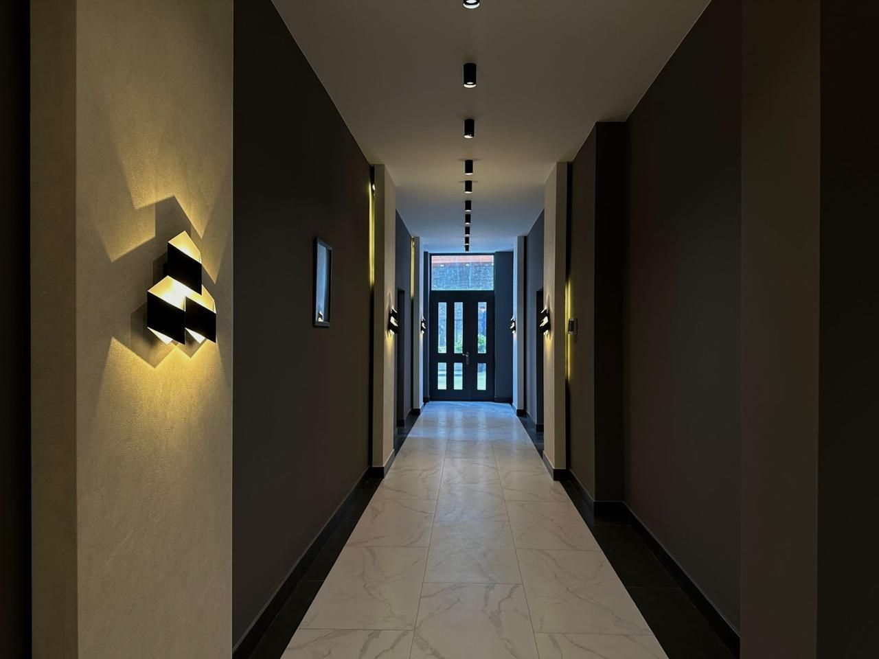 Коммерческая недвижимость в Тбилиси, Грузия, 4 000 м² - фото 5