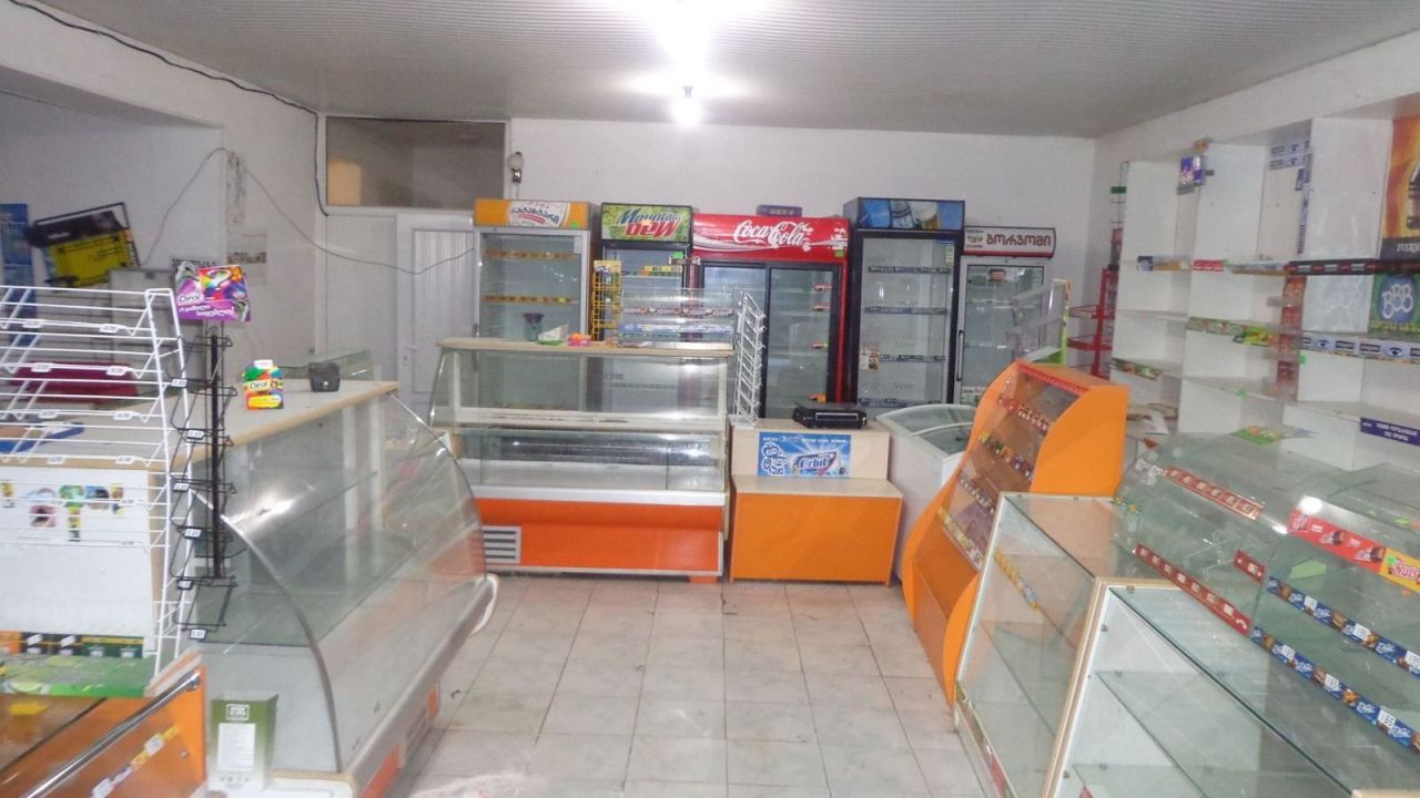 Магазин в Тбилиси, Грузия, 129 м² - фото 1