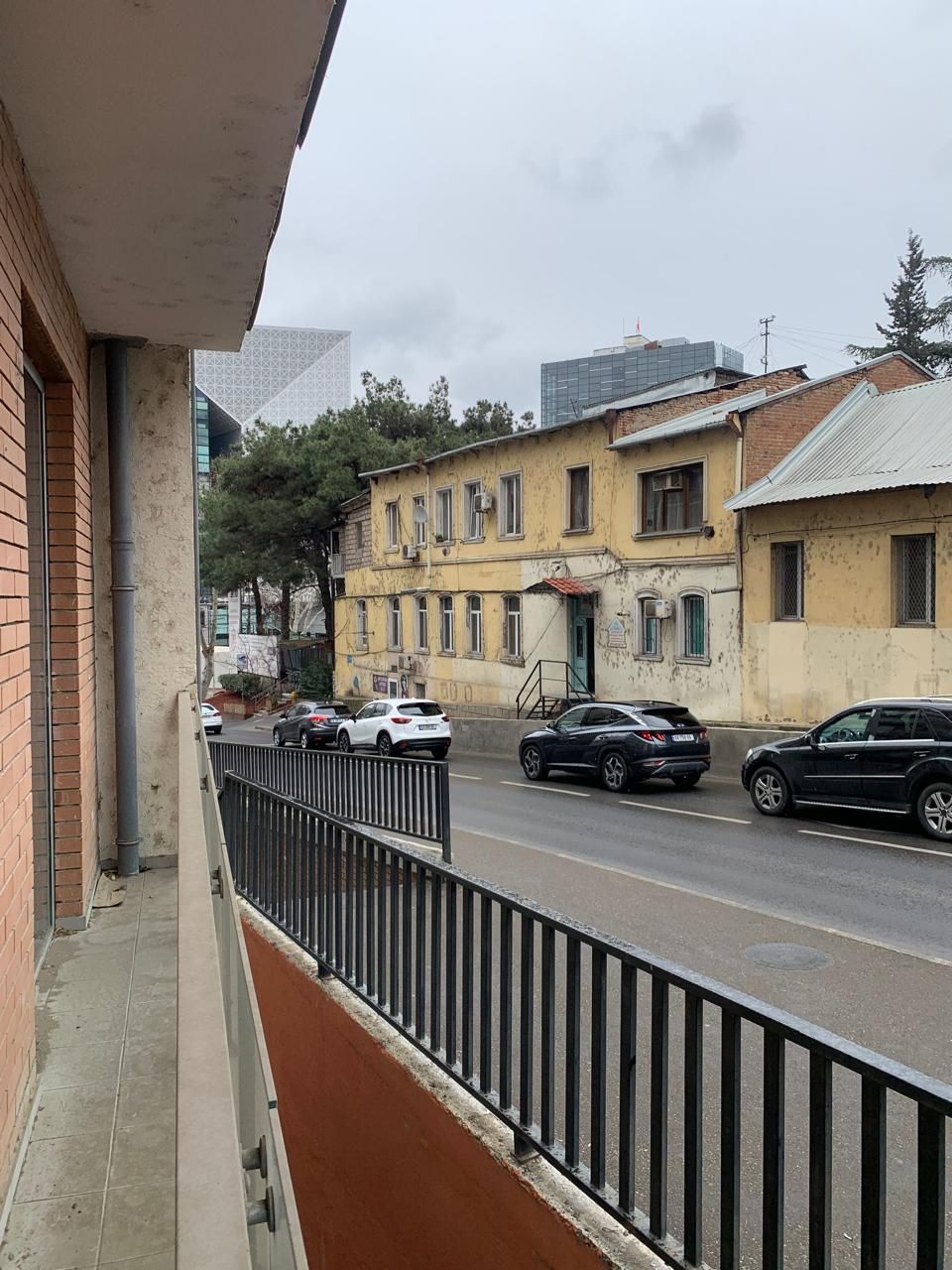 Коммерческая недвижимость в Тбилиси, Грузия, 132 м² - фото 1